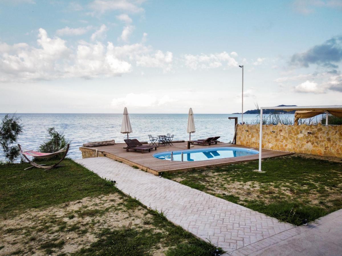 Seashore Stream Suites Alikész Kültér fotó